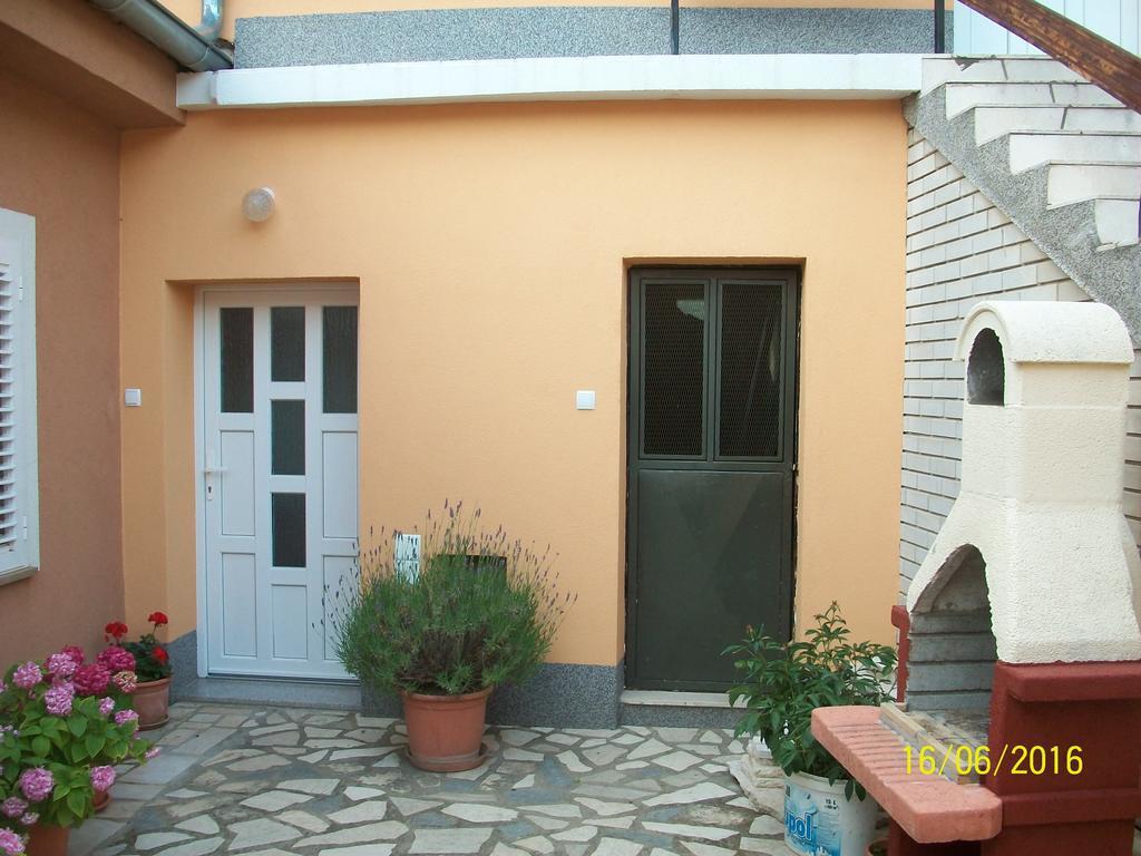 Apartment Boris Senj  Extérieur photo