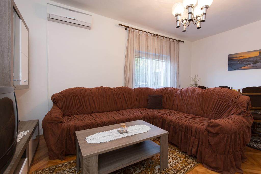 Apartment Boris Senj  Extérieur photo